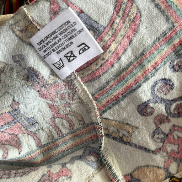 Meadows medieval print cotton tank NWOT - Picture 4 of 4